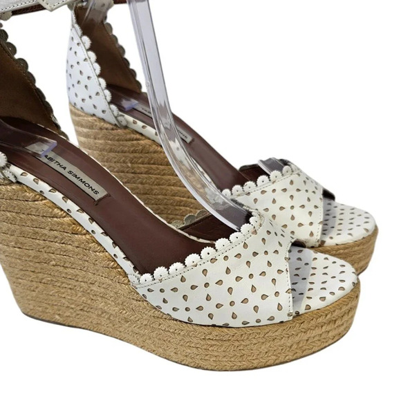 Tabitha Simmons Harp White Flower Perforated Leather Wedge Jute Sandal 38 US 7.5 - Picture 5 of 13